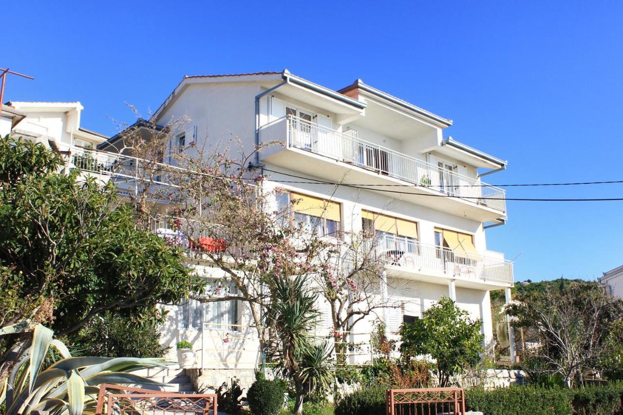Apartments With A Parking Space Sumpetar, Omis - 9436 Dış mekan fotoğraf